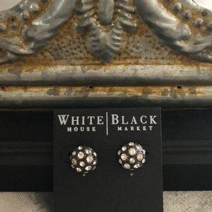 WHBM Stud Earrings NWT
